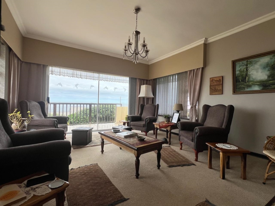 5 Bedroom Property for Sale in Seaview Eastern Cape
